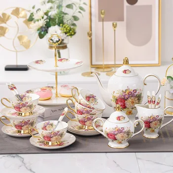  Šviesos Šiaurės prabangių pietų patiekalas gėlių taurės kaulų kinija arbatinukas vandeniui nustatyti Europos stiliaus aukso sekimo kavos
