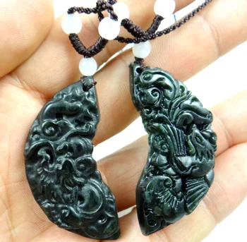  49*19MM Didmeninės gamtinių Kinijos juodas žalias akmuo, akmens ranka raižyti statula Drakonas ir Feniksas amuletas karoliai pakabukas